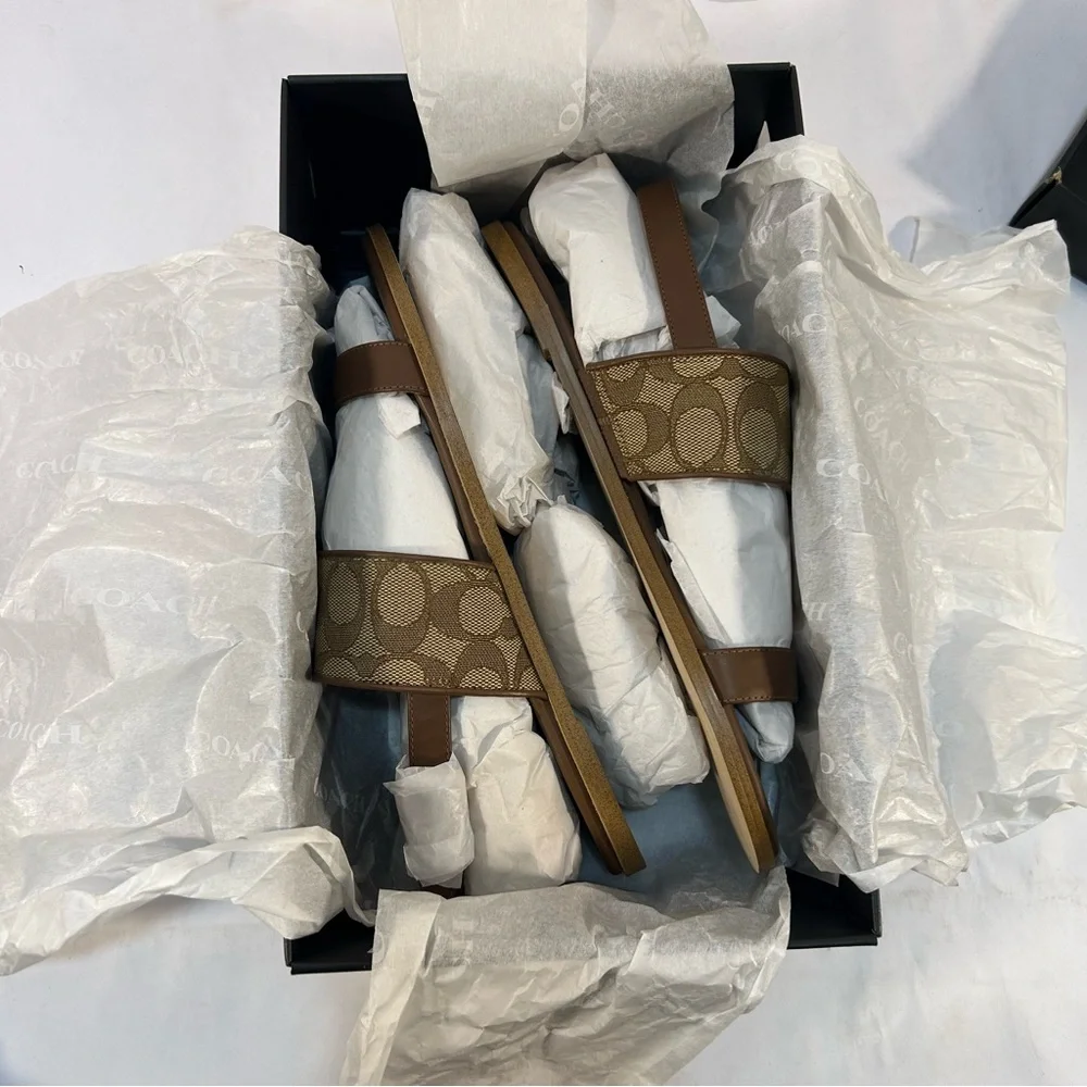 Coach Harley Sandals in Signature Brown Jacquard Women 10 gold adjustable buckle - Picture 8 of 9